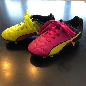 Girls Puma size 11 soccer cleats. Gently used.